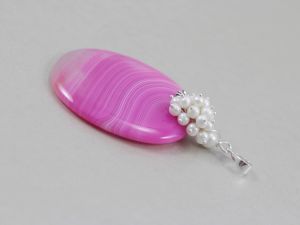 chileart agat różowy perły i srebro wisior